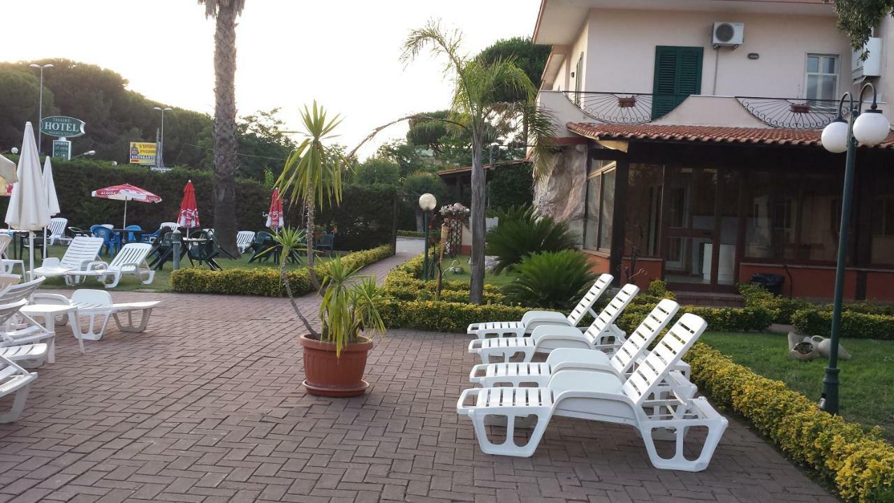 Thaire Resort Кастель-Вольтурно Екстер'єр фото