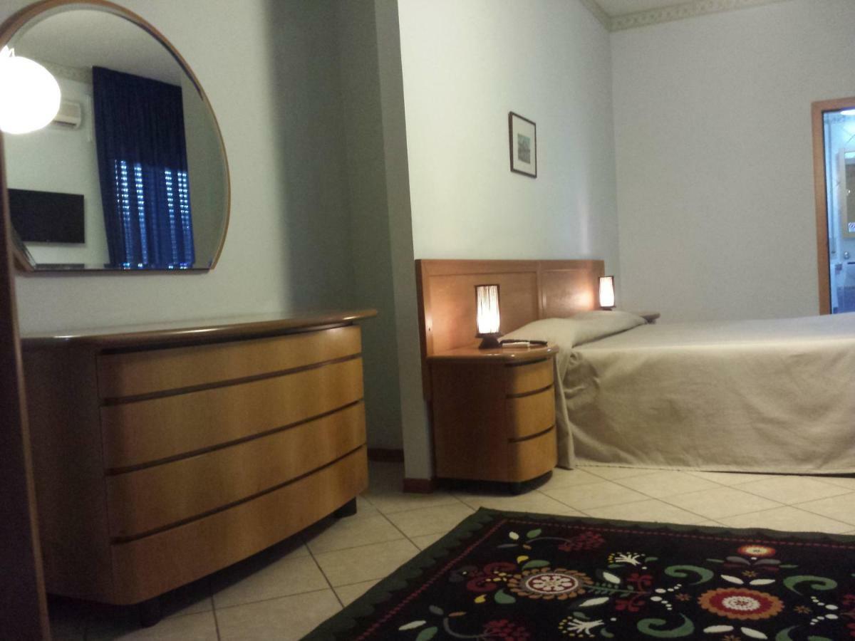 Thaire Resort Кастель-Вольтурно Екстер'єр фото