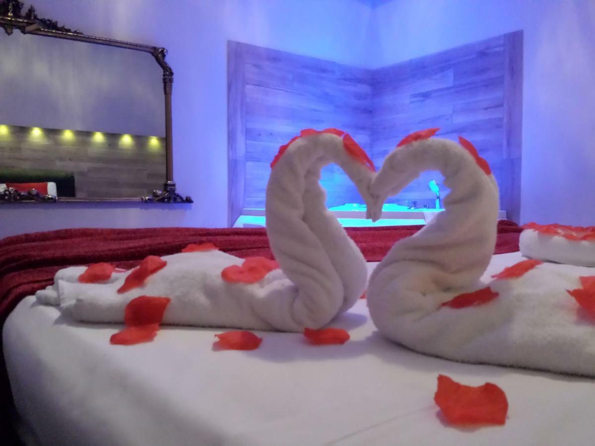 Thaire Resort Кастель-Вольтурно Екстер'єр фото